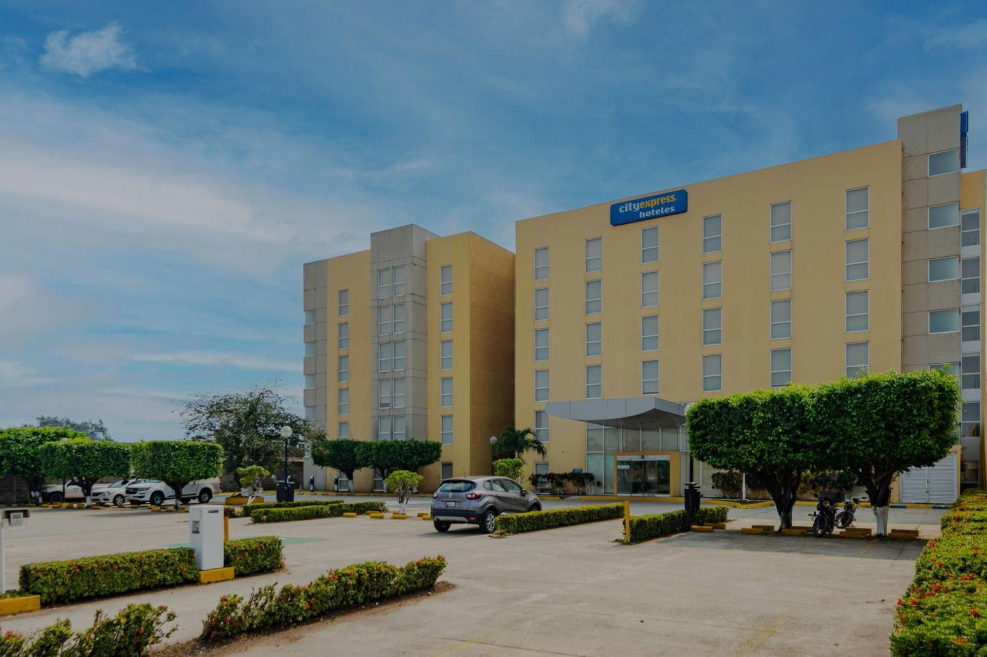 City Express By Marriott Minatitlan Exterior photo